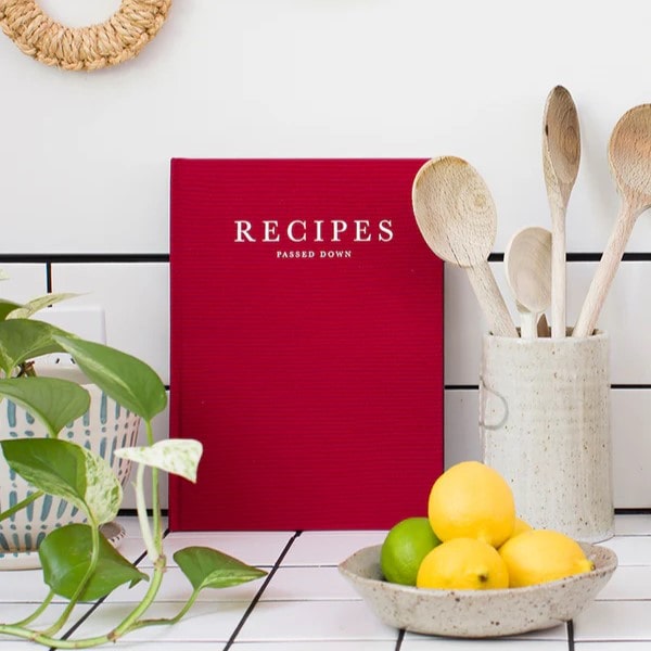 Recipe Journal - Recipes passed down (red)